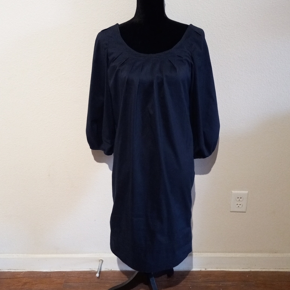 DIANE von FURSTENBERG navy lightweight dress with puff sleeves, size 2, $398.00